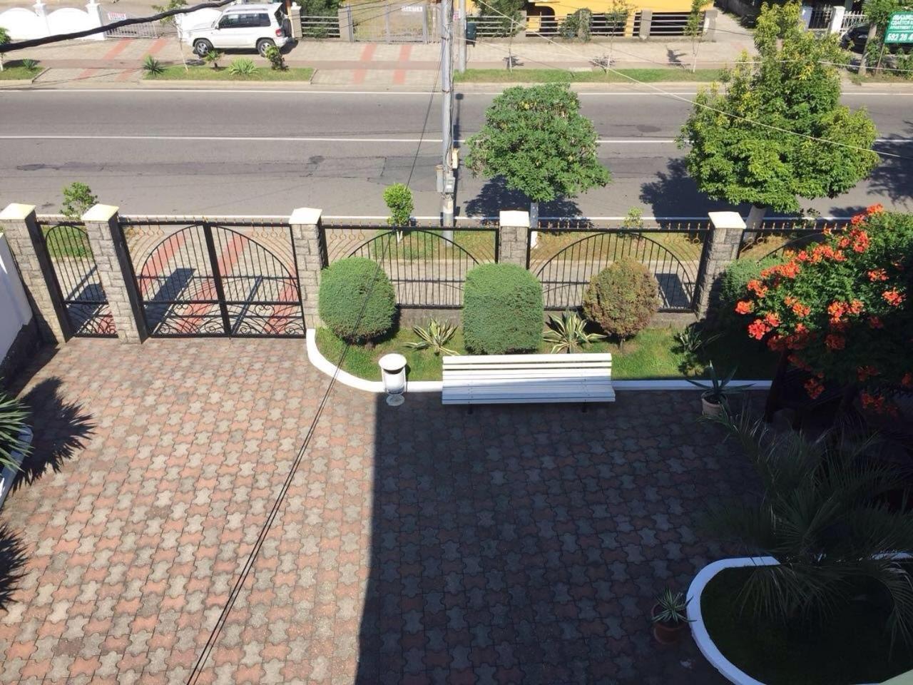Hotel George'S House Kobuleti Exterior foto